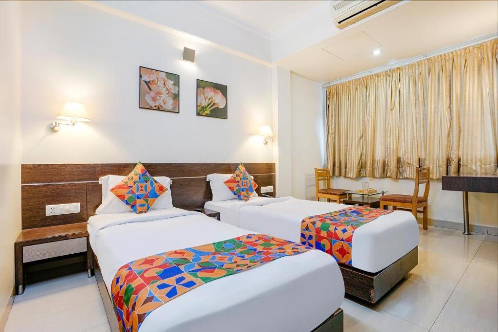 Gandharva Residency Swargate Hotel Pune Eksteriør billede