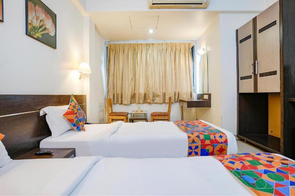 Gandharva Residency Swargate Hotel Pune Eksteriør billede