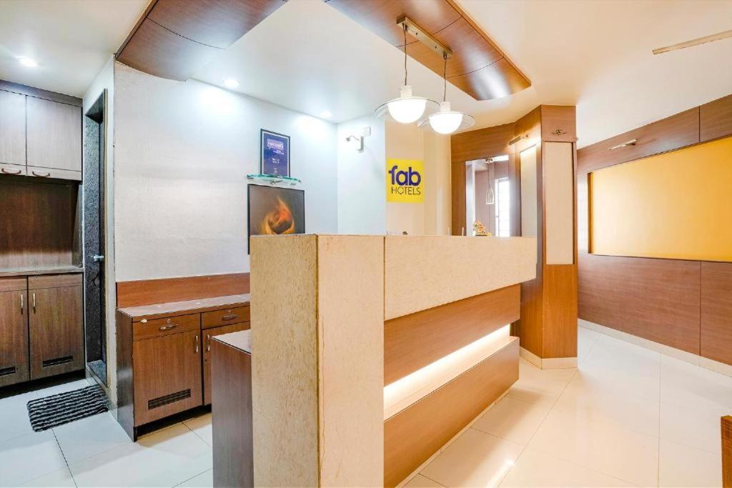Gandharva Residency Swargate Hotel Pune Eksteriør billede